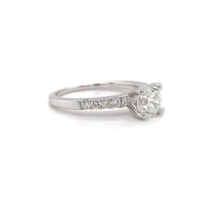 Pre-Owned 1.00ct Round Brilliant cut Diamond Engagement ring with Diamond set shoulders made in Platinum